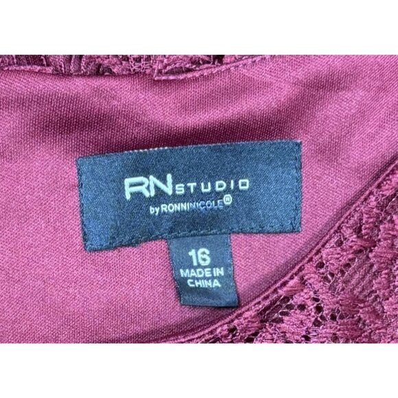 RN STUDIO by Ronni Nicole  Size 16 Women Elegant Burgundy Lace Dress Back Zipper - Picture 5 of 10